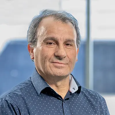 Dr. Marco Paredes Honorato